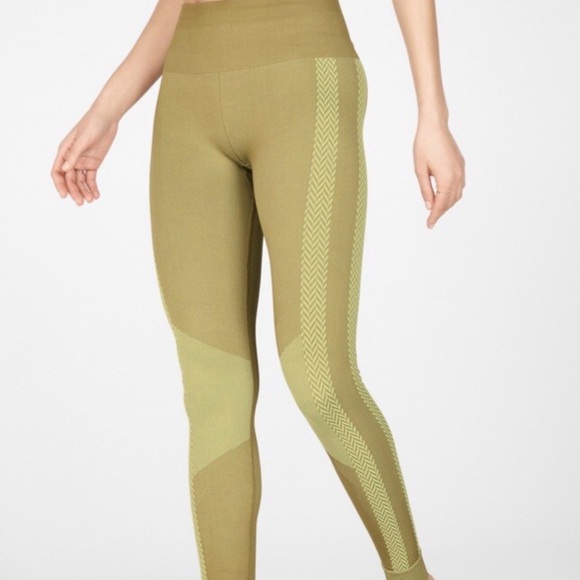 Fablerics Seamless High-Waist Olive Green Leggings - Picture 2 of 9